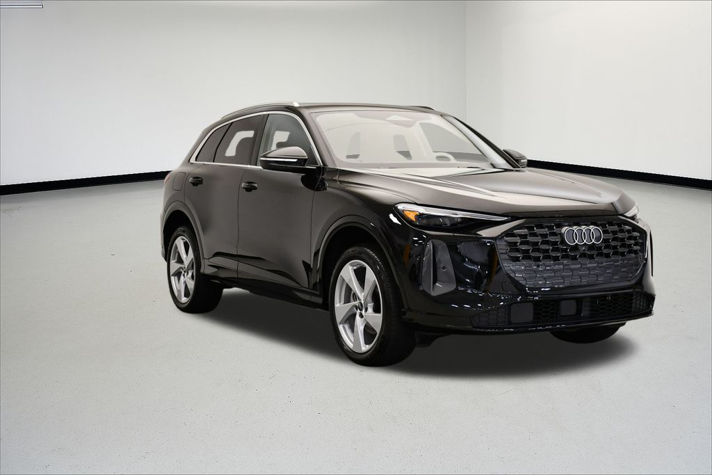 Thumbnail: 2025 Audi Q5 - 7