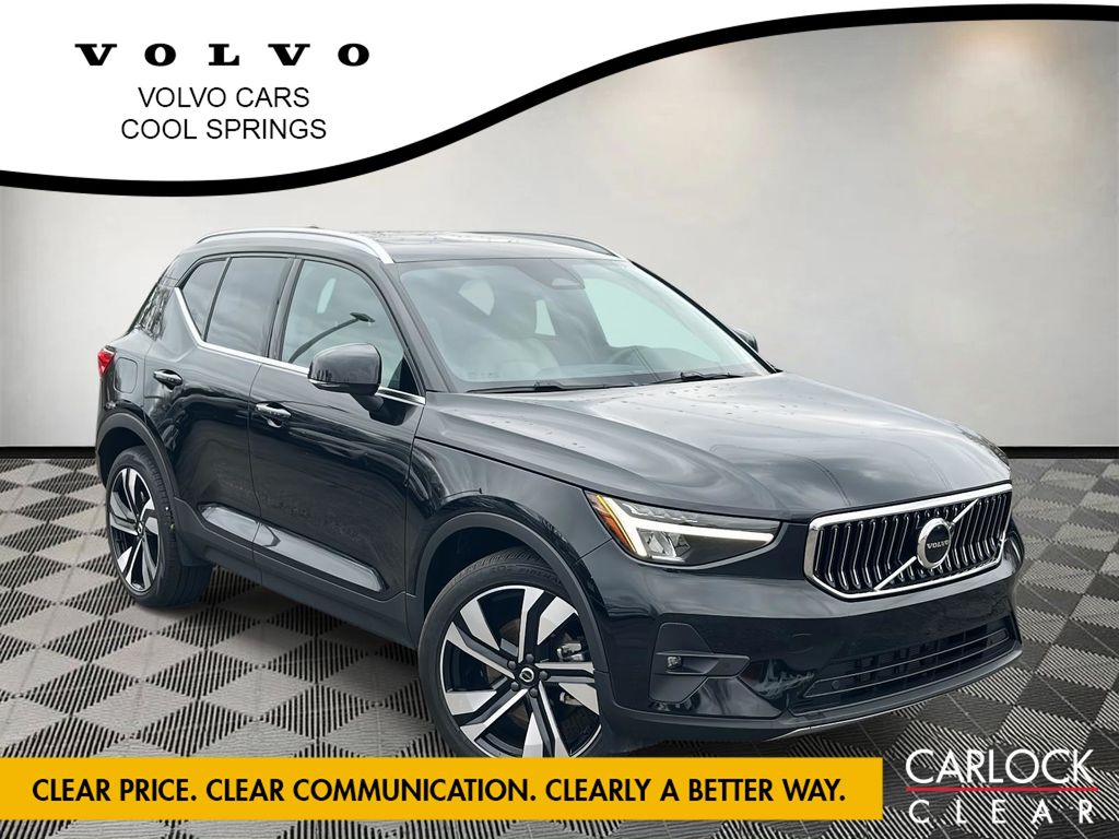 2023 Volvo XC40 B5 Plus Bright Theme AWD