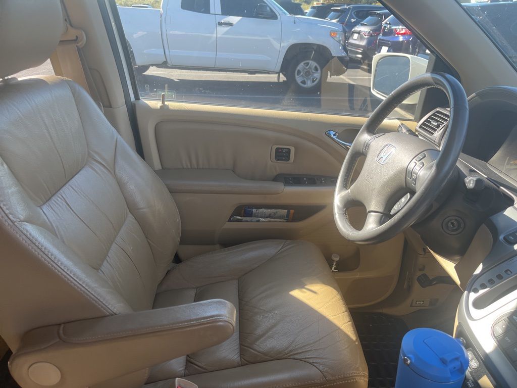 Thumbnail: 2010 Honda Odyssey - 4