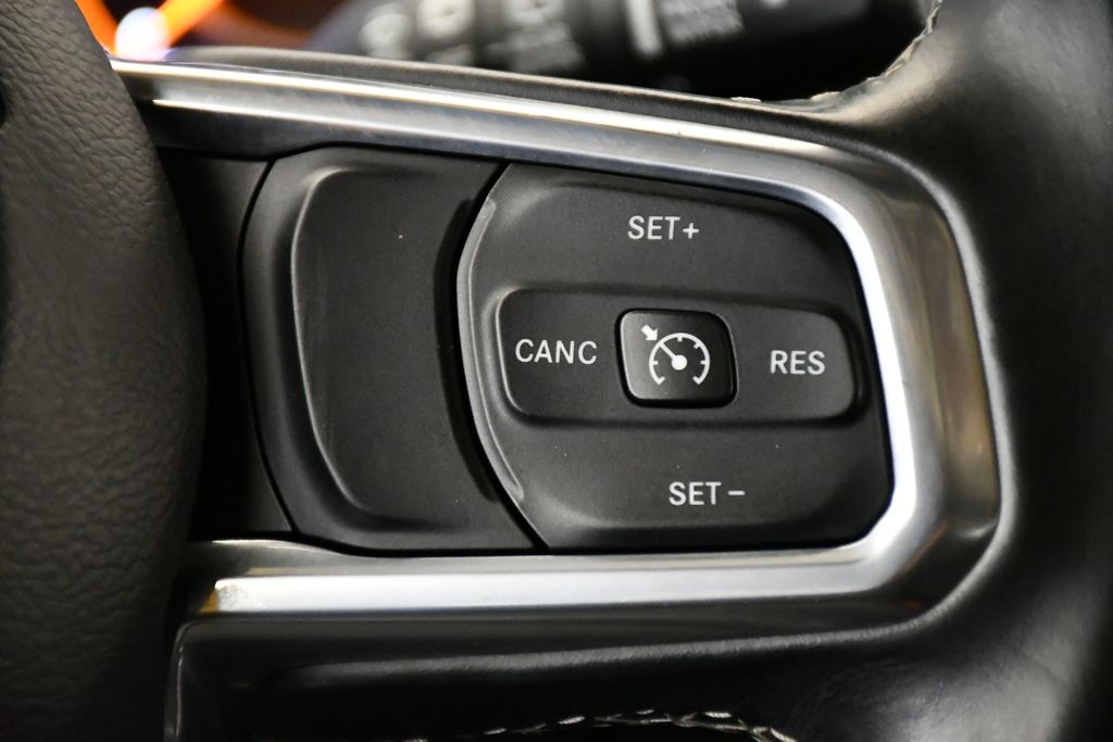 Thumbnail: 2020 Jeep Wrangler - 21