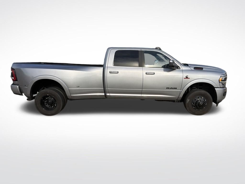 Used 2022 Silver Ram Laramie image 5