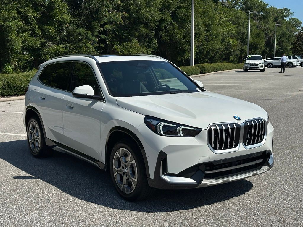 Certified Used 2026 White BMW xDrive28i image 7