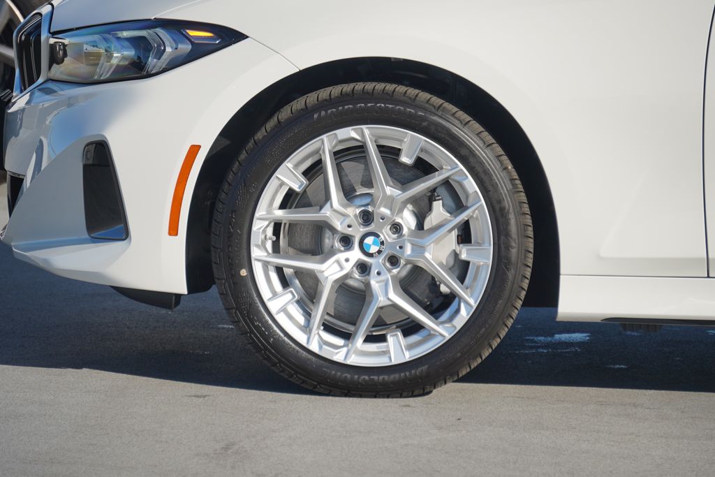 Thumbnail: 2025 BMW 3 Series - 5