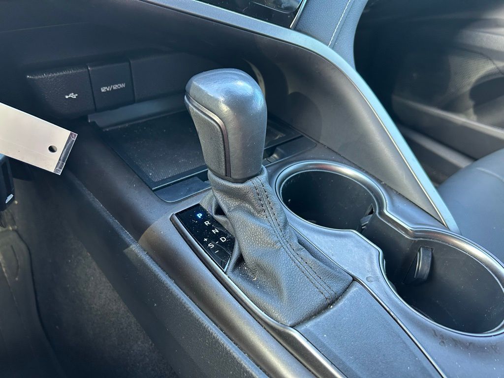Thumbnail: 2021 Toyota Camry - 27