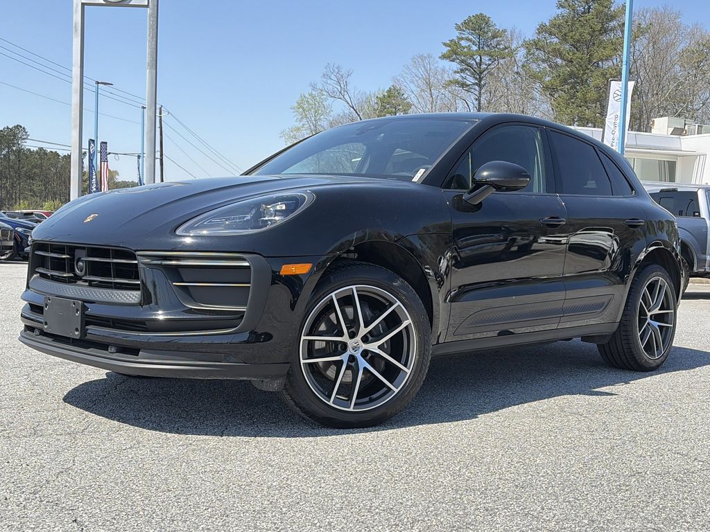 2023 Porsche Macan