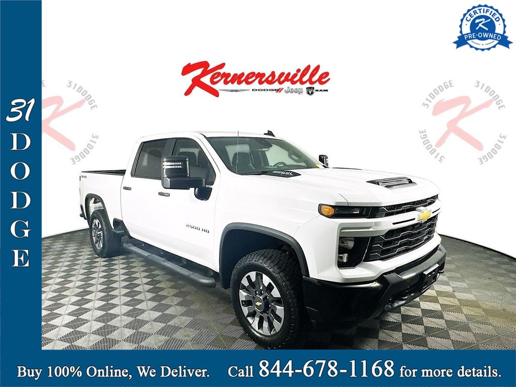 2024 Chevrolet Silverado 2500HD Custom Crew Cab 4WD