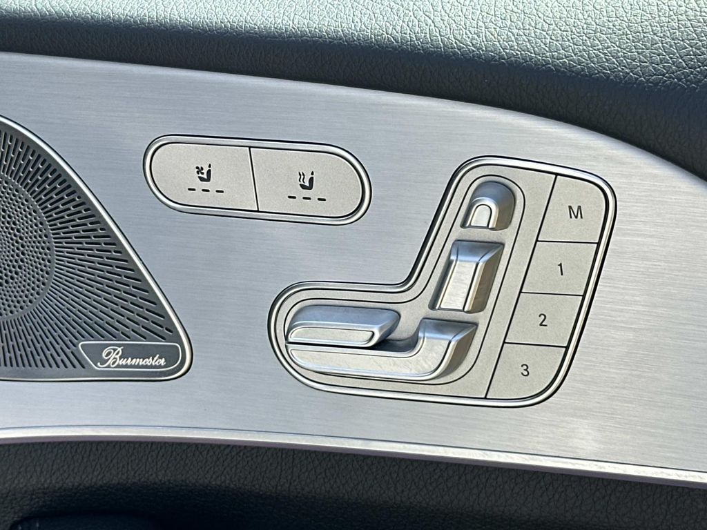 Thumbnail: 2025 Mercedes-Benz GLE - 20