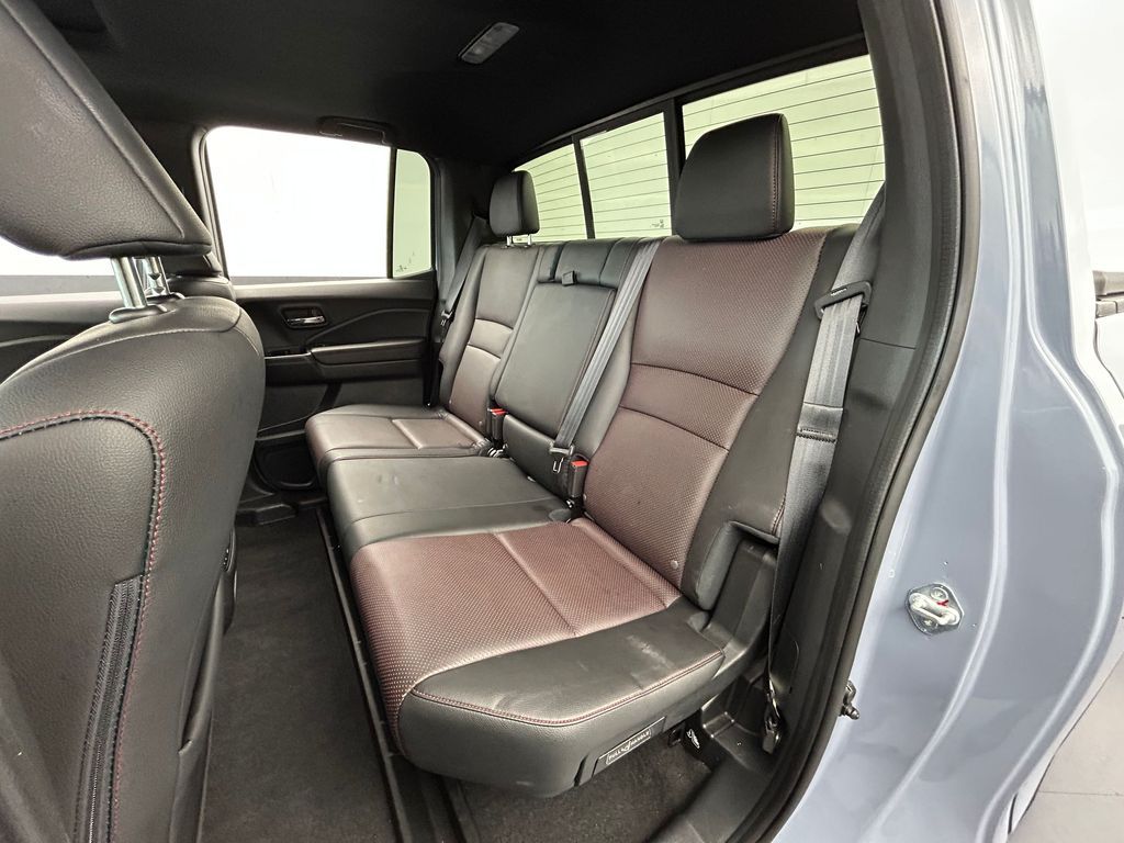 Used 2024 Gray Pearl Honda Black Edition image 36