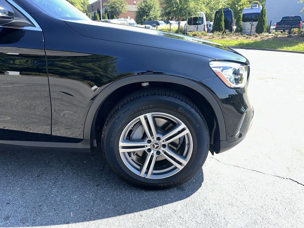 2022 Mercedes-Benz GLC GLC 300 13