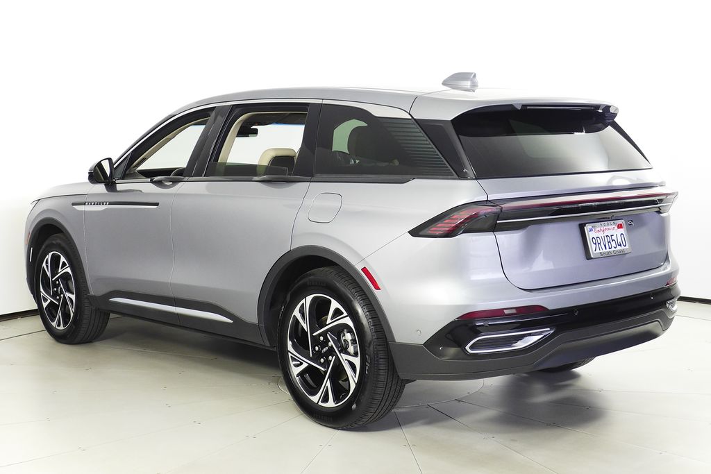 2024 Lincoln Nautilus Premiere 9