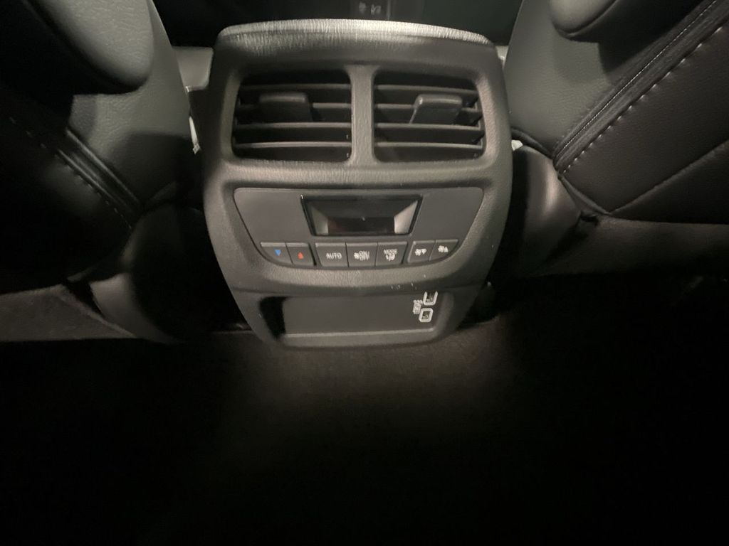 used 2022 Honda Pilot car, priced at $29,120