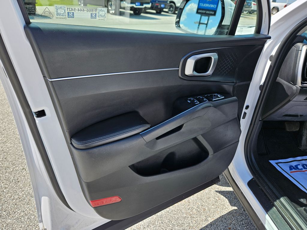 Used 2024 Kia Sorento SUV