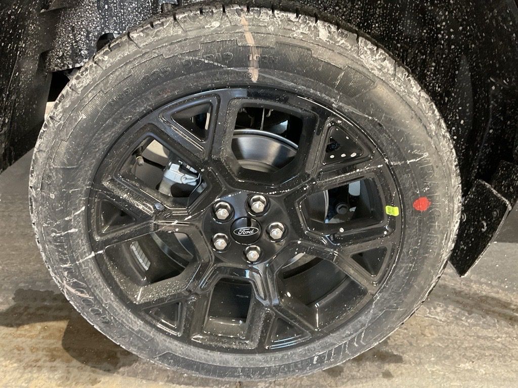 New 2026 Black Ford Lariat image 20