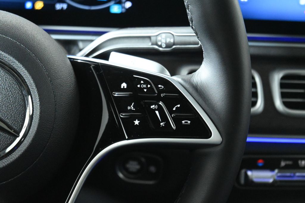 Thumbnail: 2026 Mercedes-Benz GLE - 17