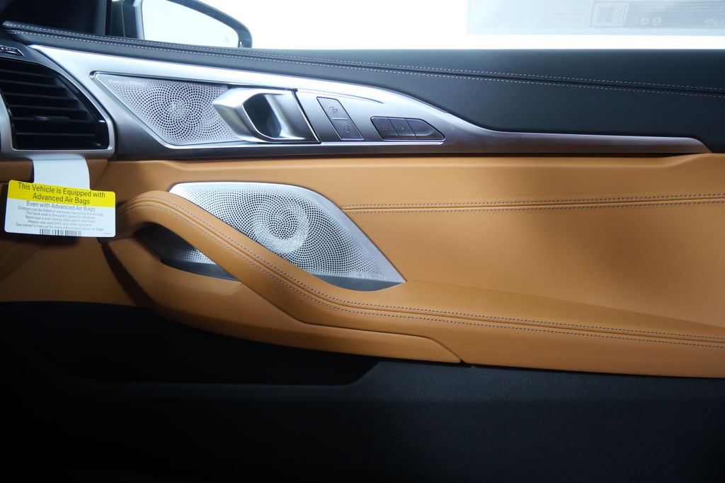 Thumbnail: 2026 BMW 8 Series - 21