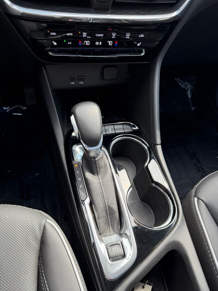 Used 2024 Buick Encore GX SUV