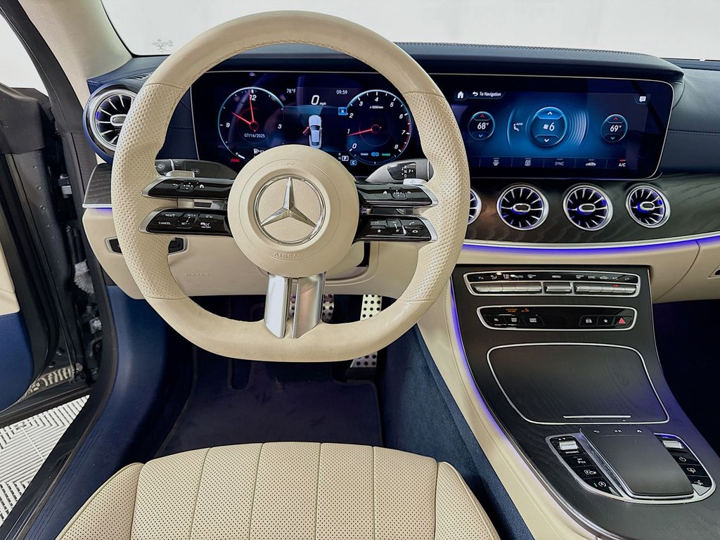 Thumbnail: 2022 Mercedes-Benz E-Class - 22