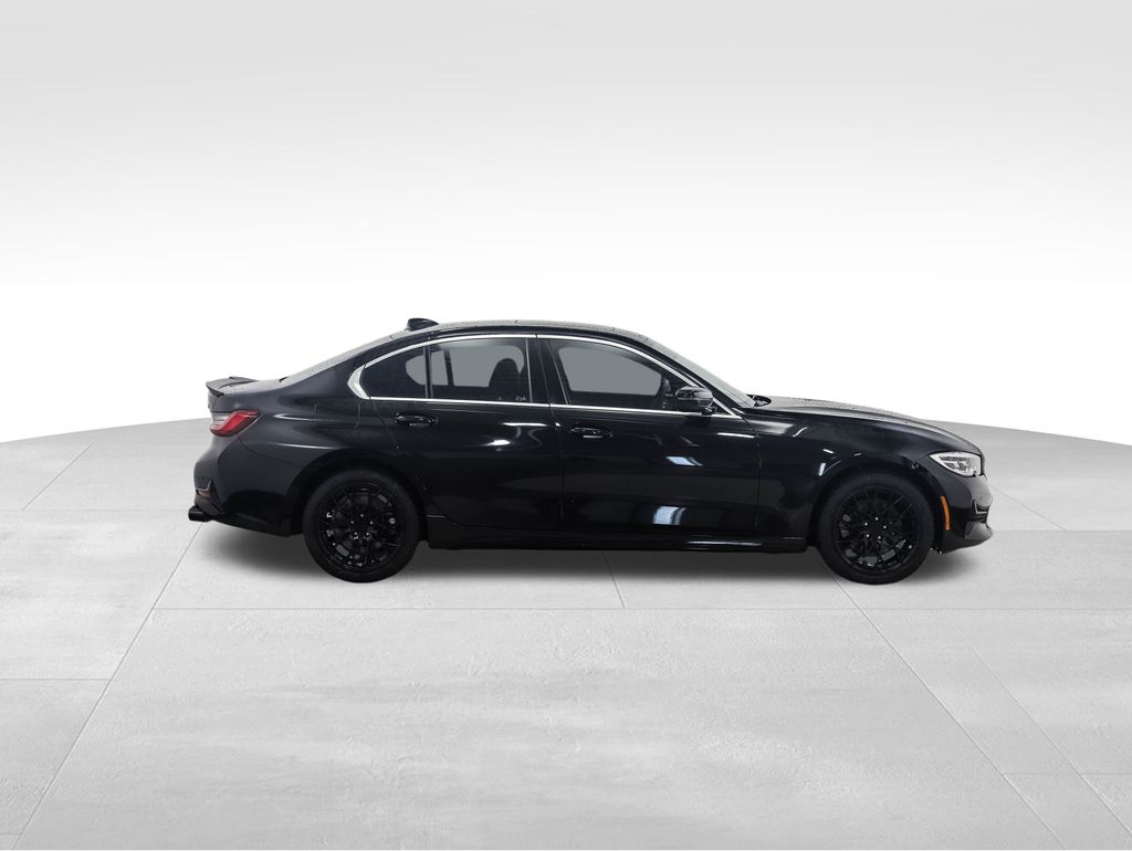 Thumbnail: 2019 BMW 3 Series - 6