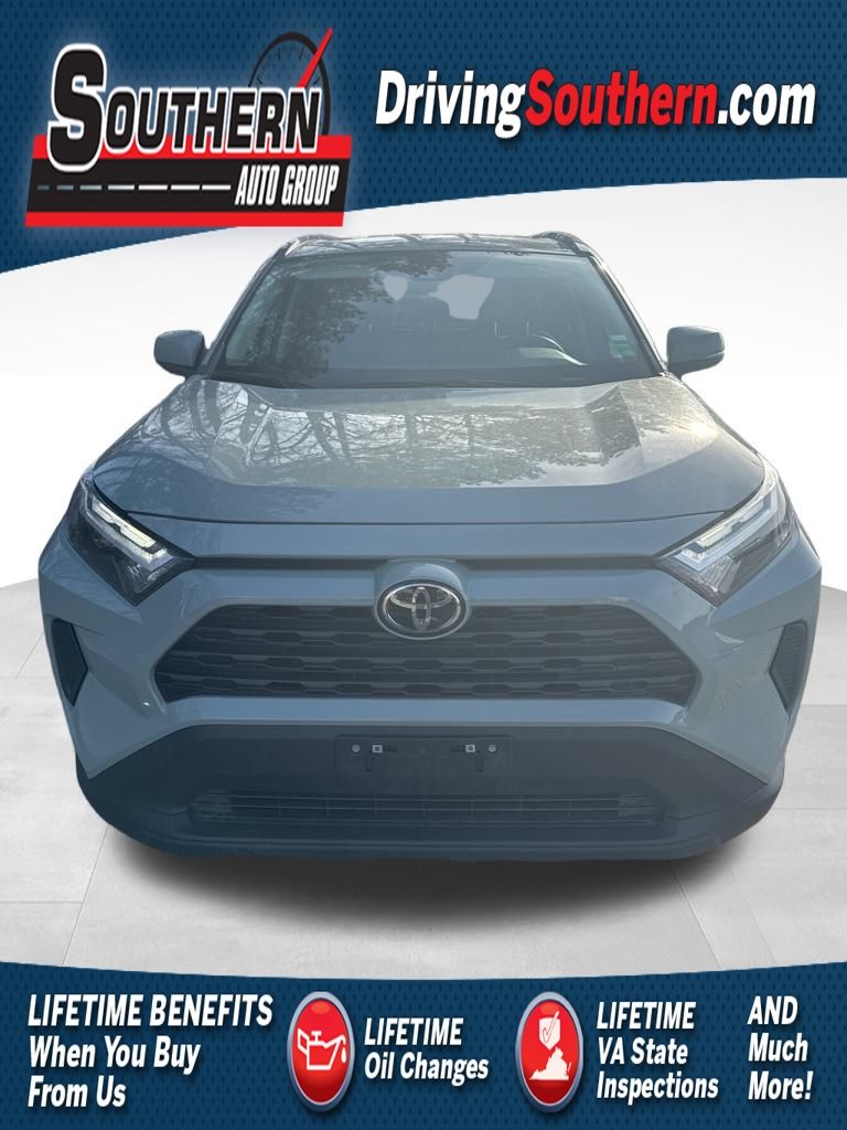 2023 Toyota RAV4 XLE FWD