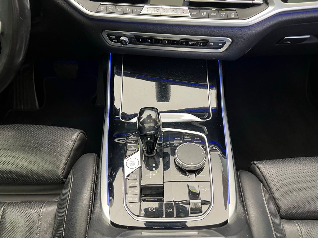 Thumbnail: 2019 BMW X7 - 12