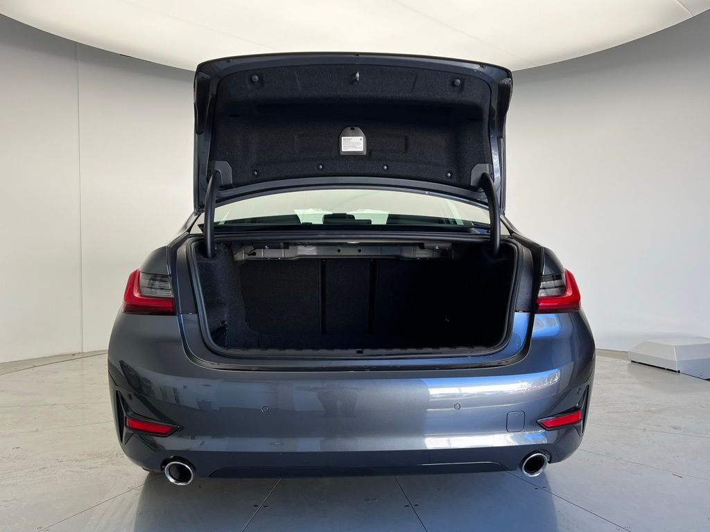 Thumbnail: 2020 BMW 3 Series - 5