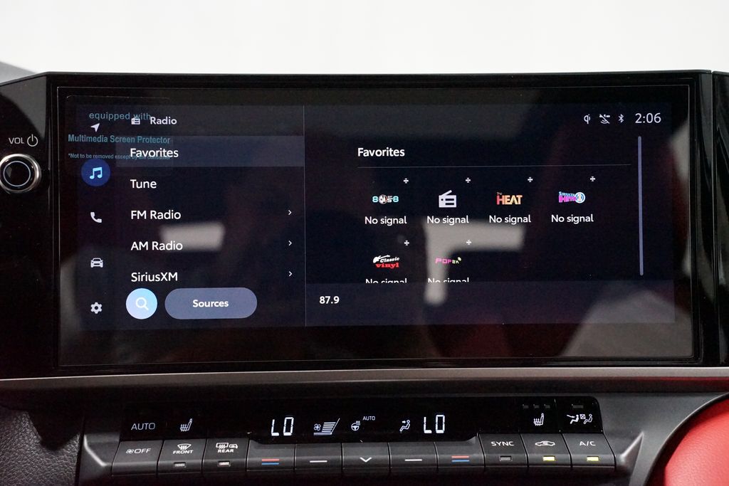 2025 Toyota Camry XSE 19