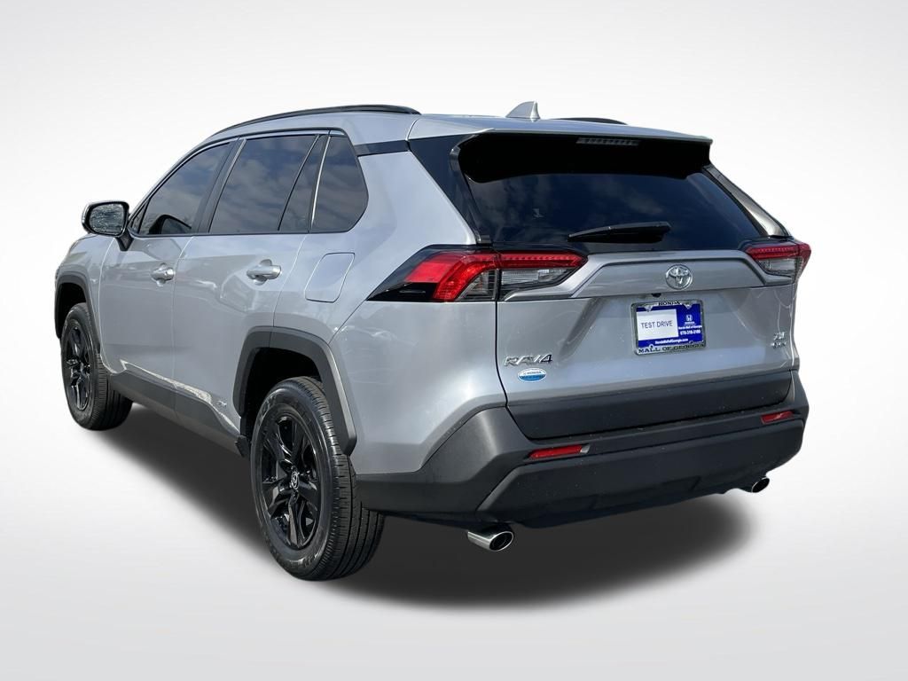 Thumbnail: 2025 Toyota RAV4 - 4