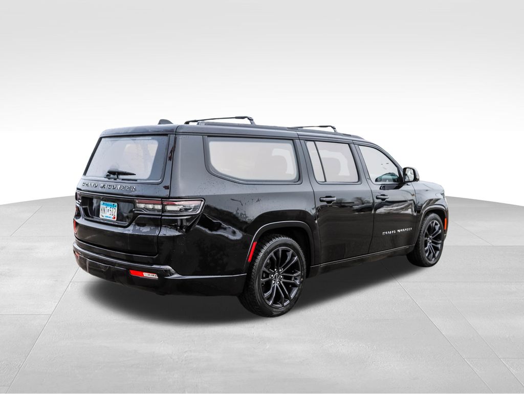 Thumbnail: 2023 Jeep Grand Wagoneer L - 5