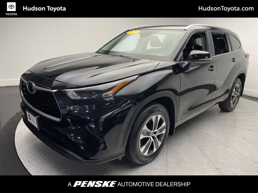2023 Toyota Highlander XLE -
                Jersey City, NJ