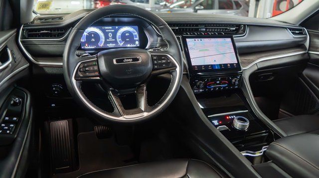 2023 Jeep Grand Cherokee L Limited Blue at Grove City Ford