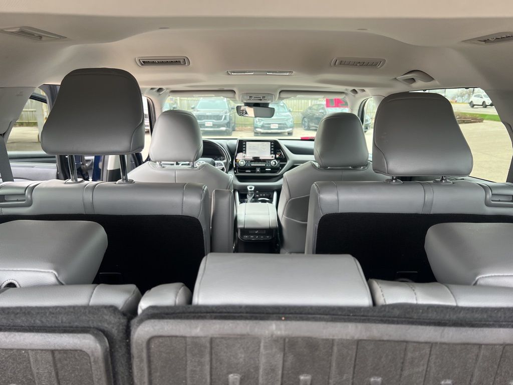 2021 Toyota Highlander XLE photo