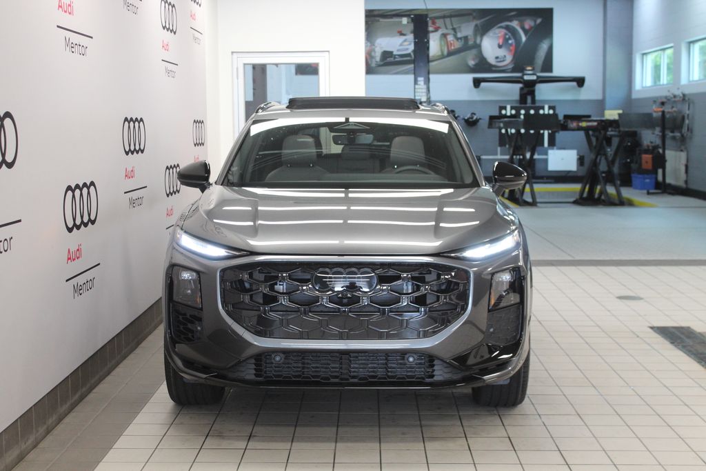 Thumbnail: 2026 Audi Q3 - 9