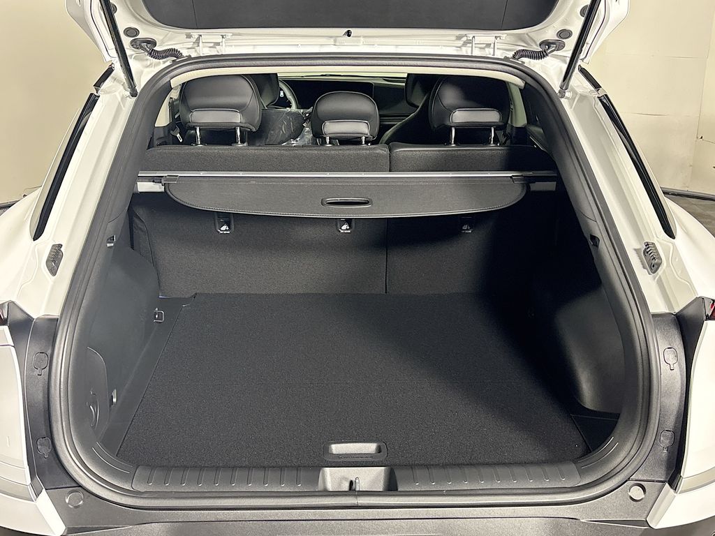 2025 Kia EV6 Light