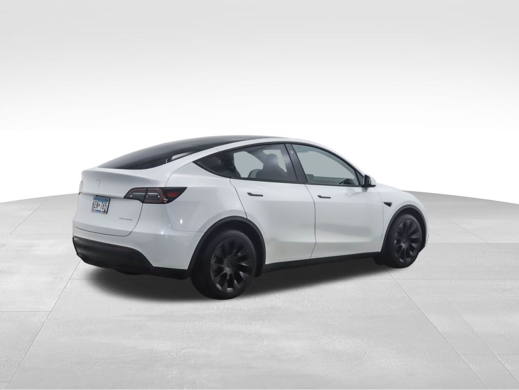 Thumbnail: 2023 Tesla Model Y - 5