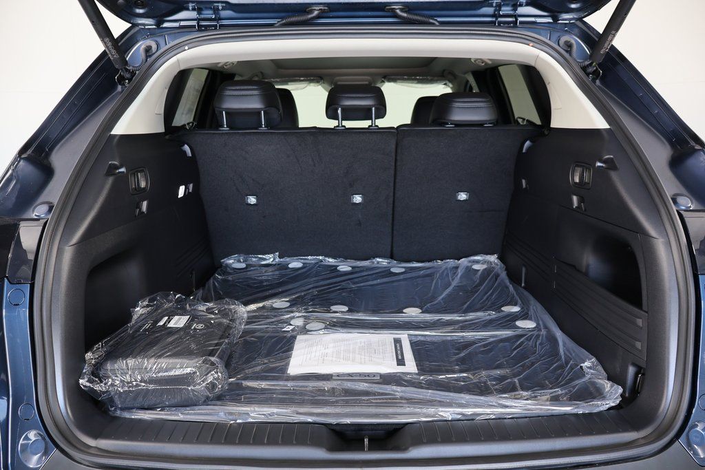 Thumbnail: 2025 Mazda CX-50 - 8