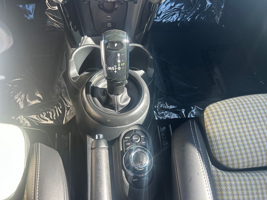 Thumbnail: 2024 MINI Cooper - 14