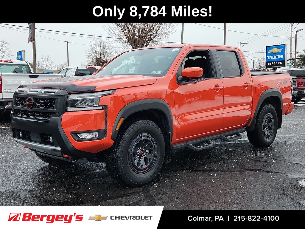 2025 Nissan Frontier PRO-4X Crew Cab 4WD