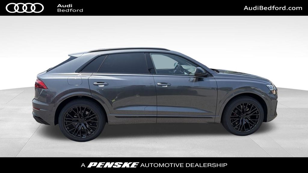 Thumbnail: 2026 Audi SQ8 - 7