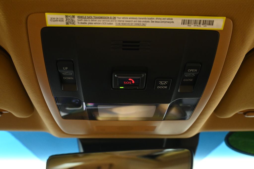 Thumbnail: 2025 Lexus ES - 21