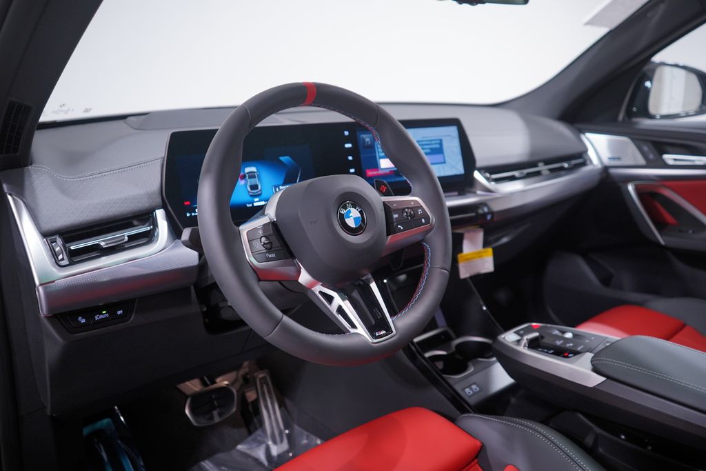 2025 BMW X2 M35i 6