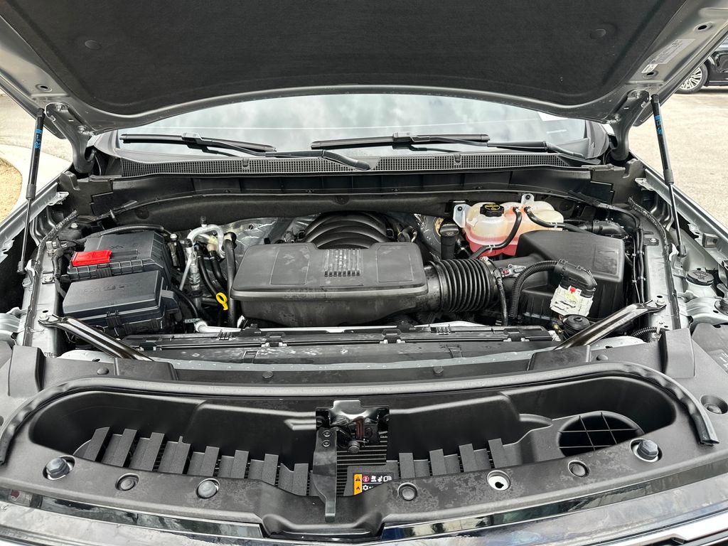 Used 2025 Gray Chevrolet High Country image 15
