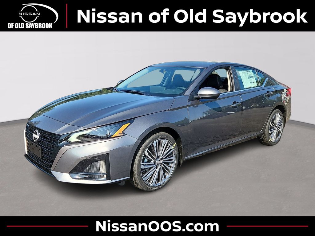 Gray (Gun Metallic) 2026 Nissan Altima Sedan All-Wheel Drive Continuously Variable Transmission