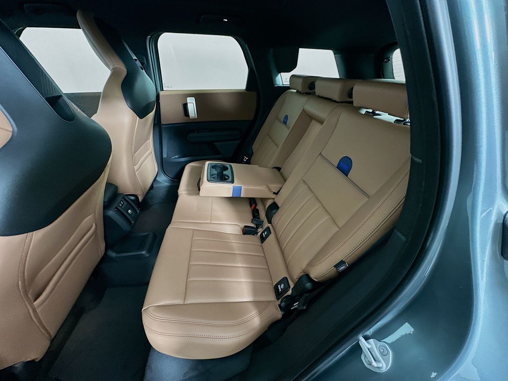 2025 MINI Cooper Countryman Signature 17