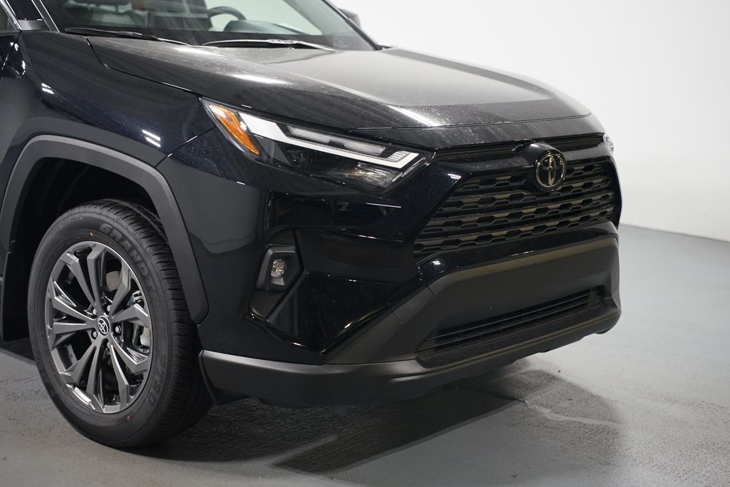 Thumbnail: 2025 Toyota RAV4 - 4