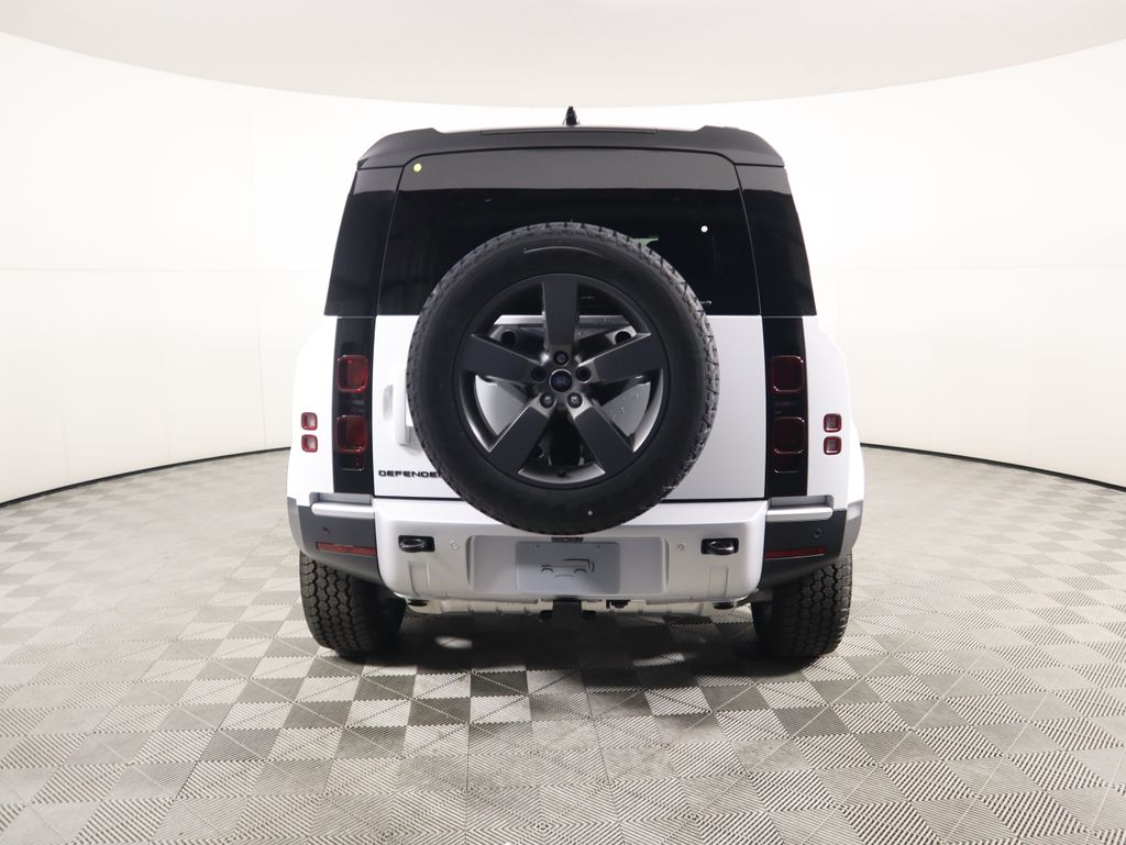 Thumbnail: 2025 Land Rover Defender - 6