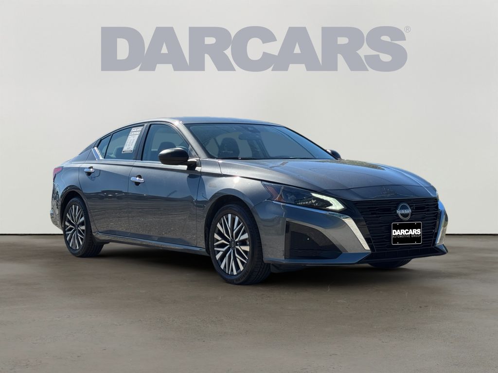 Gray (Gun Metallic) 2025 Nissan Altima Sedan Front-Wheel Drive Continuously Variable Transmission