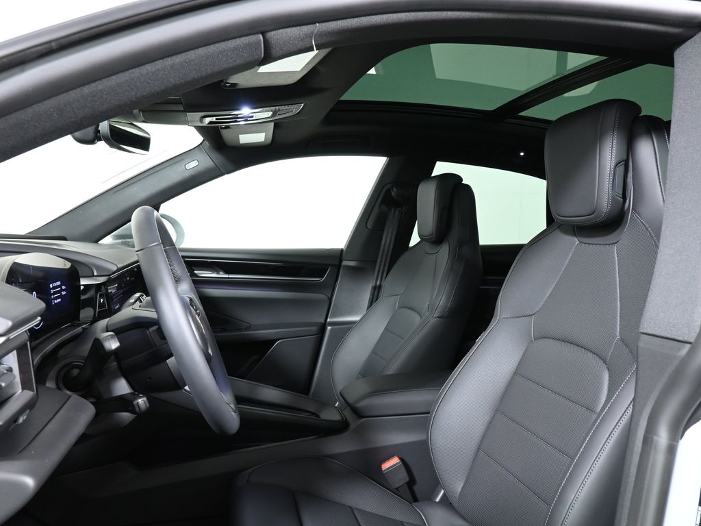 Thumbnail: 2025 Porsche Macan - 14