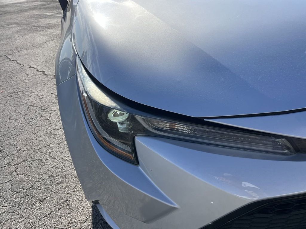 2021 Toyota Corolla LE 9