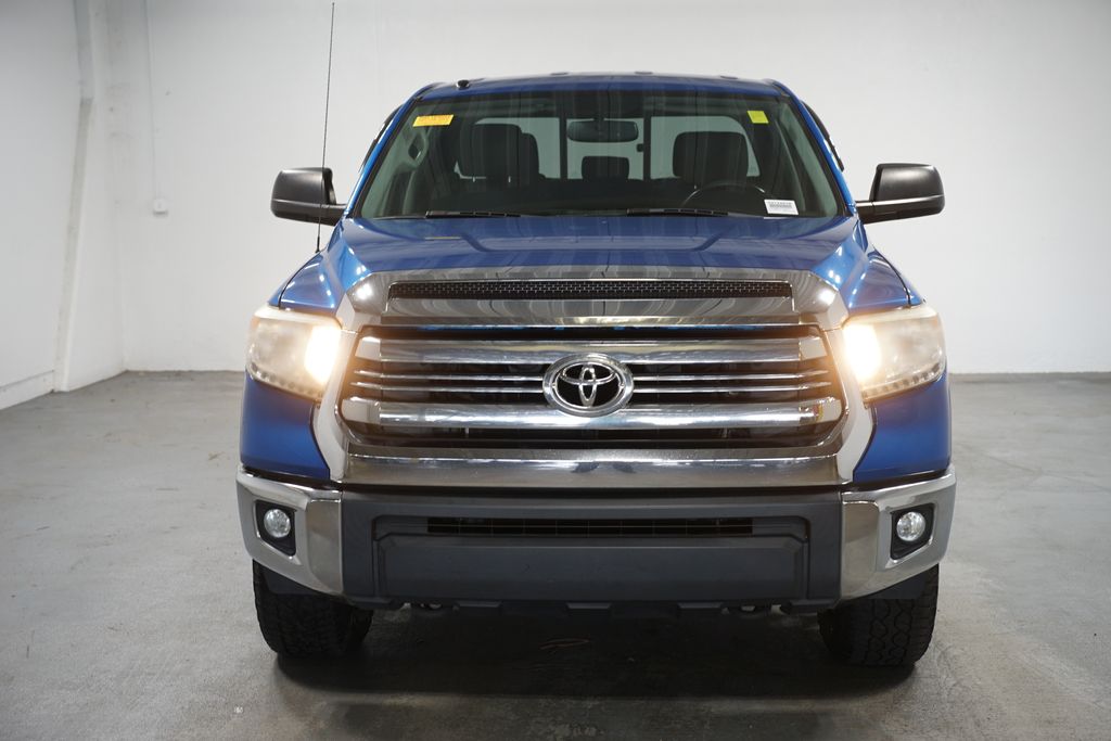 Thumbnail: 2017 Toyota Tundra - 2