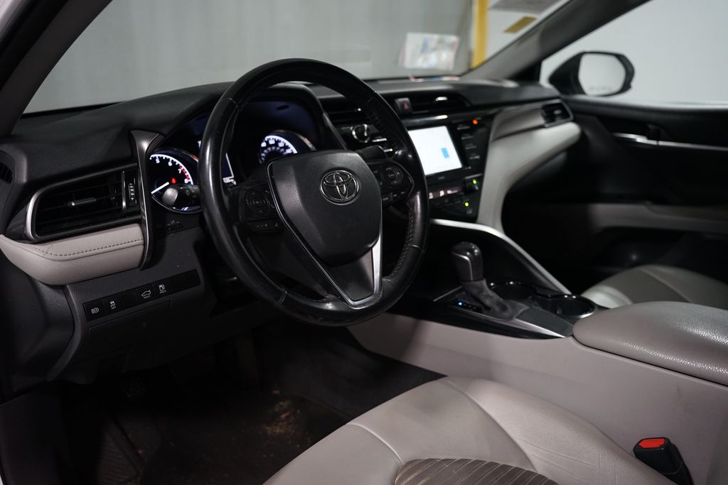 Thumbnail: 2020 Toyota Camry - 6